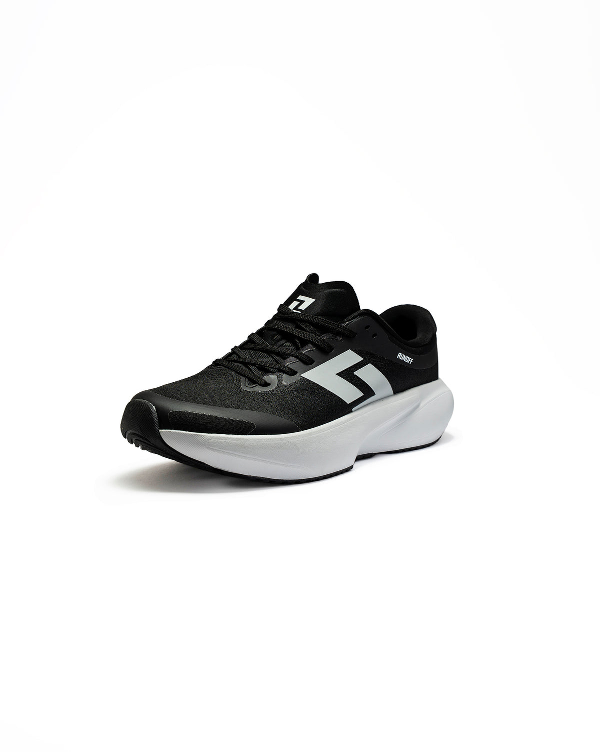 Calzado de correr RunOff Orvit Black White con amortiguación superior.