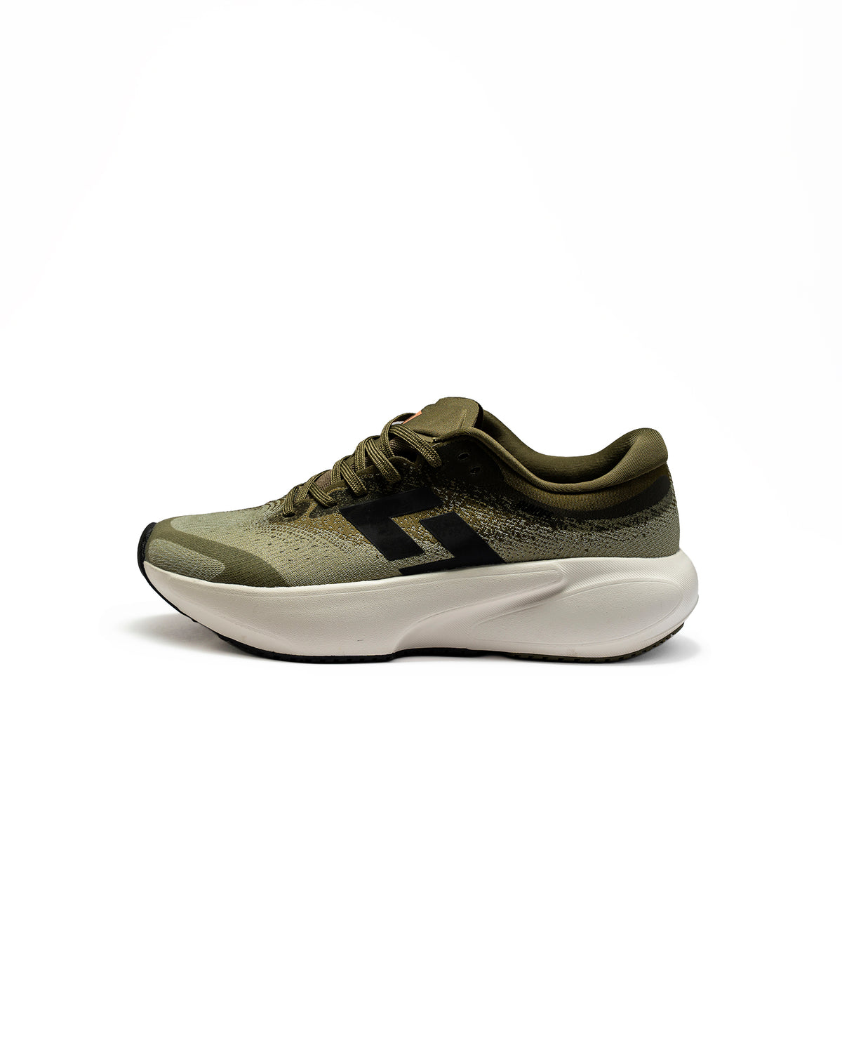 Zapatillas de running Orvit verde militar RunOff vista de perfil y acabados premium.