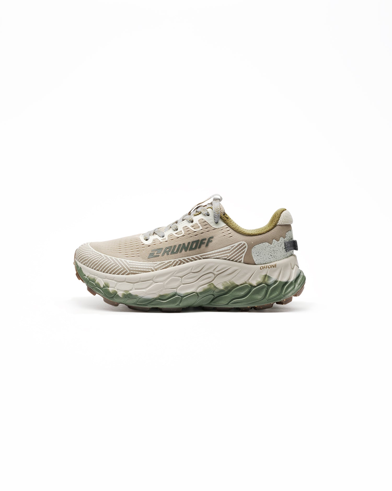 Zapatillas de Trail Earth RunOff vista de perfil y acabados premium.