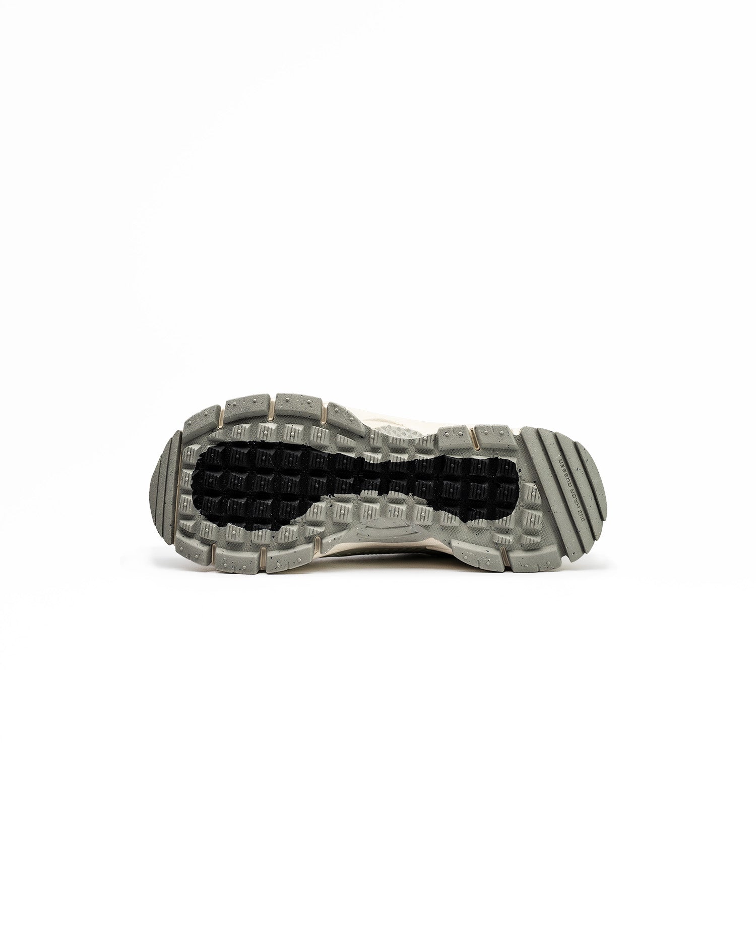 RunOff Peak Carbon Grey Hombre